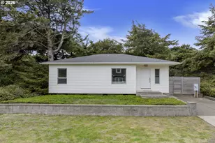 88352 1st Ave, Florence, OR 97439 - Photo 3