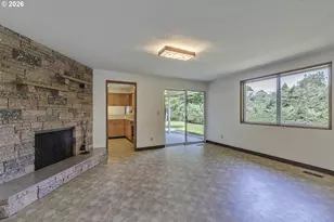 3721 SE Pine St, Hillsboro, OR 97123 - Photo 9