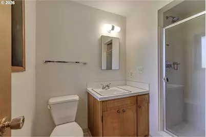 3721 SE Pine St, Hillsboro, OR 97123 - Photo 17