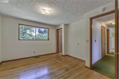 3721 SE Pine St, Hillsboro, OR 97123 - Photo 15