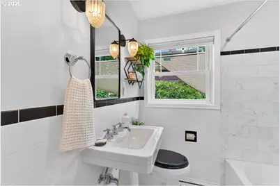 5722 N Vancouver Ave, Portland, OR 97217 - Photo 21