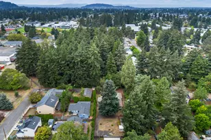 1229 SE 139th Ave, Portland, OR 97233 - Photo 35