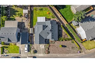 921 Hermanson St, Woodburn, OR 97071 - Photo 43