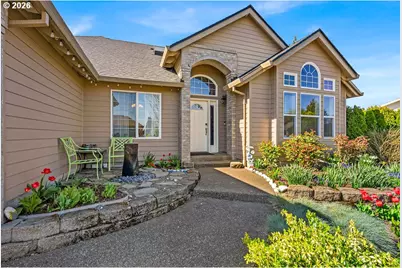 921 Hermanson St, Woodburn, OR 97071 - Photo 5