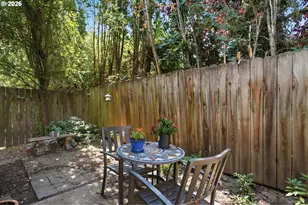 673 SE 148th Ave, Portland, OR 97233 - Photo 23