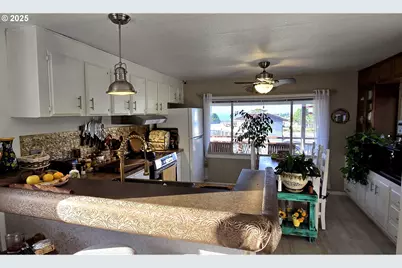 97972 Hallway Rd #23, Brookings, OR 97415 - Photo 5