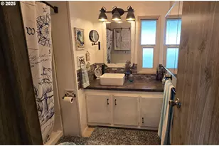 97972 Hallway Rd, Brookings, OR 97415 - Photo 13