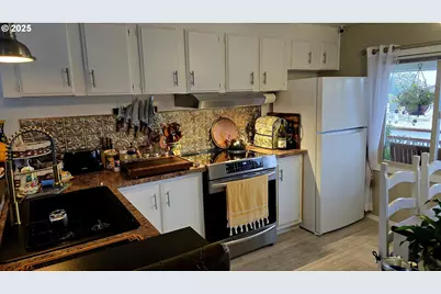 97972 Hallway Rd #23, Brookings, OR 97415 - Photo 7