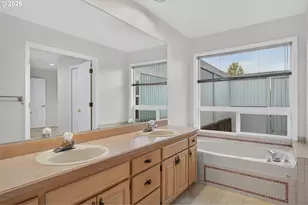 20196 SW Tenino Ct, Tualatin, OR 97062 - Photo 33