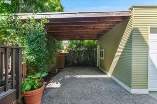 2415 NE 15th Ave, Portland, OR 97212 - Photo 47