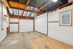 4555 NE 76th Ave, Portland, OR 97218 - Photo 21