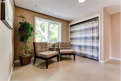 727 Elm Dr, Eugene, OR 97404 - Photo 25