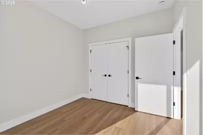 734 SE 35th St, Battle Ground, WA 98604 - Photo 5