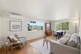 29127 Gimpl Hill Rd, Eugene, OR 97402 - Photo 7