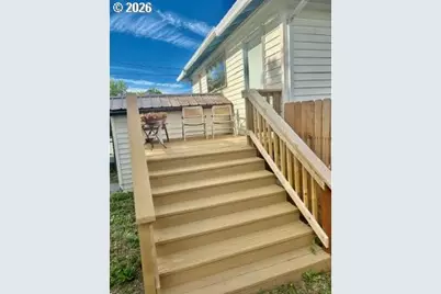 206 NE 1st St, Enterprise, OR 97828 - Photo 7