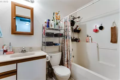 1287 R St, Springfield, OR 97477 - Photo 19