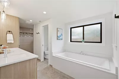 2010 Valhalla St, Eugene, OR 97401 - Photo 23