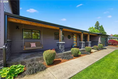 2010 Valhalla St, Eugene, OR 97401 - Photo 3