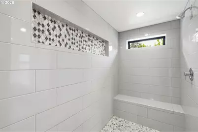 2010 Valhalla St, Eugene, OR 97401 - Photo 25
