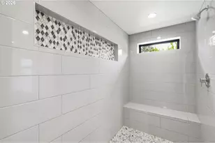 2010 Valhalla St, Eugene, OR 97401 - Photo 25