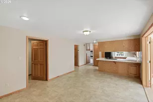 2090 Ash St, North Bend, OR 97459 - Photo 15