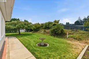 2090 Ash St, North Bend, OR 97459 - Photo 43