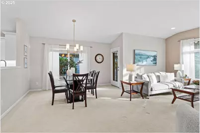 374 Cimarron Ct SE, Salem, OR 97306 - Photo 15