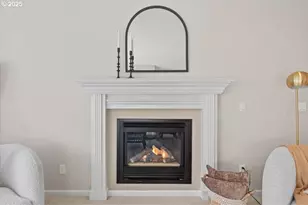 374 Cimarron Ct SE, Salem, OR 97306 - Photo 11