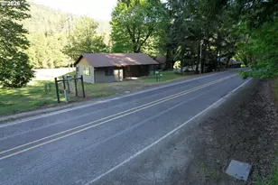 7503 N Myrtle Rd, Myrtle Creek, OR 97457 - Photo 43
