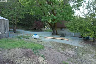7503 N Myrtle Rd, Myrtle Creek, OR 97457 - Photo 23