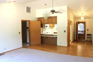 7503 N Myrtle Rd, Myrtle Creek, OR 97457 - Photo 7