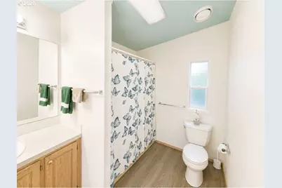 490 Shorepines Ave, Coos Bay, OR 97420 - Photo 11