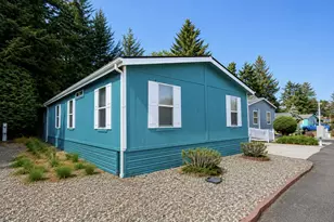 490 Shorepines Ave, Coos Bay, OR 97420 - Photo 3