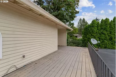 9 Tanglewood Dr, Lake Oswego, OR 97035 - Photo 31