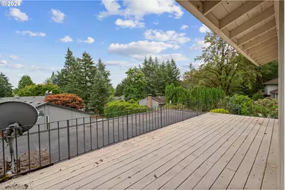 9 Tanglewood Dr, Lake Oswego, OR 97035 - Photo 29