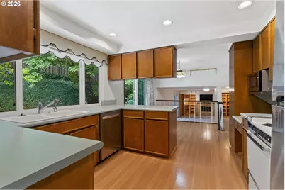 9 Tanglewood Dr, Lake Oswego, OR 97035 - Photo 11