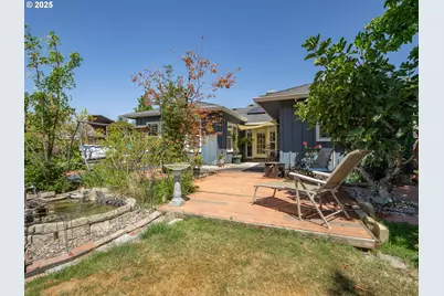 500 E Pinehurst Dr, Newberg, OR 97132 - Photo 33