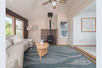 500 E Pinehurst Dr, Newberg, OR 97132 - Photo 17