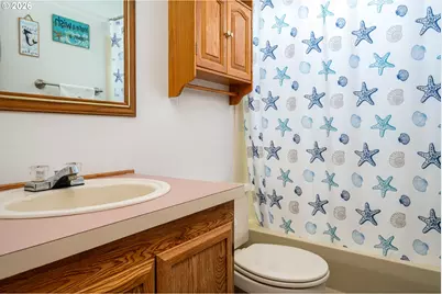 648 S Easy St, Rockaway Beach, OR 97136 - Photo 19