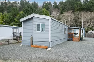 648 S Easy St, Rockaway Beach, OR 97136 - Photo 5