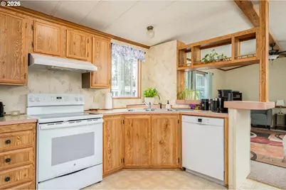 648 S Easy St, Rockaway Beach, OR 97136 - Photo 11