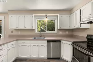 18340 Chris Ct, Gladstone, OR 97027 - Photo 17