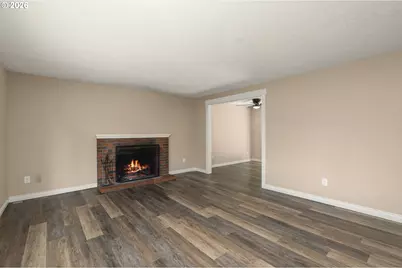 18340 Chris Ct, Gladstone, OR 97027 - Photo 11