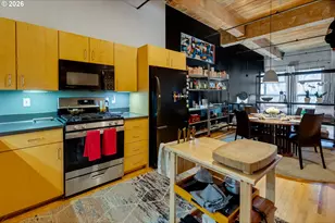 725 NW Flanders St, Portland, OR 97209 - Photo 11