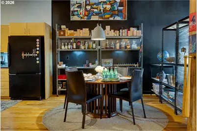 725 NW Flanders St #204, Portland, OR 97209 - Photo 7