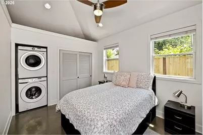 6626 SE 85th Ave, Portland, OR 97266 - Photo 41