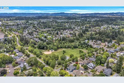 6433 SE Austin Ct, Hillsboro, OR 97123 - Photo 37