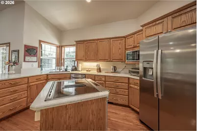 2193 13th St, Florence, OR 97439 - Photo 23