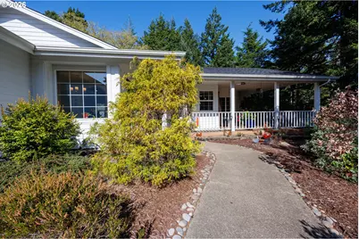2193 13th St, Florence, OR 97439 - Photo 3
