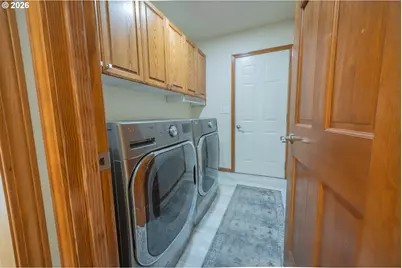 2193 13th St, Florence, OR 97439 - Photo 41